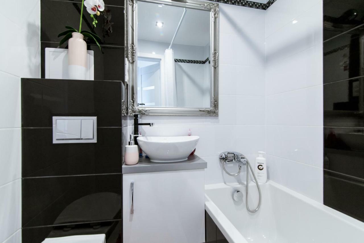 Apartament Exclusive Centrum Bialystok Bagian luar foto
